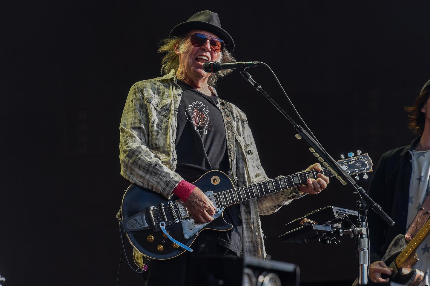 Neil Young took his music off of Spotify. Here's why most artists can't do that.