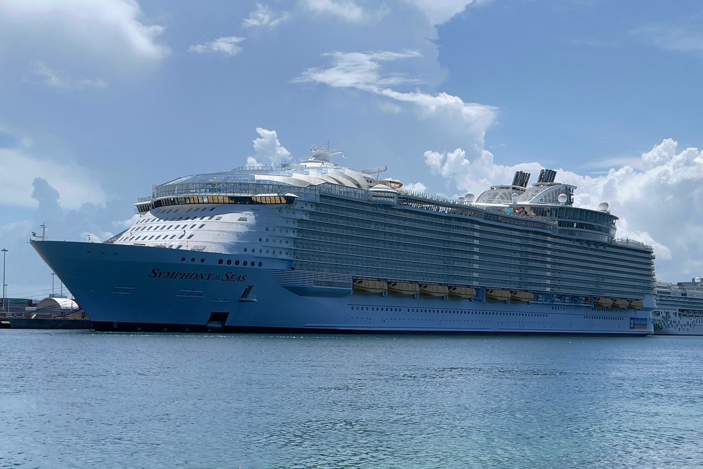 Royal Caribbean Cruise Omicron