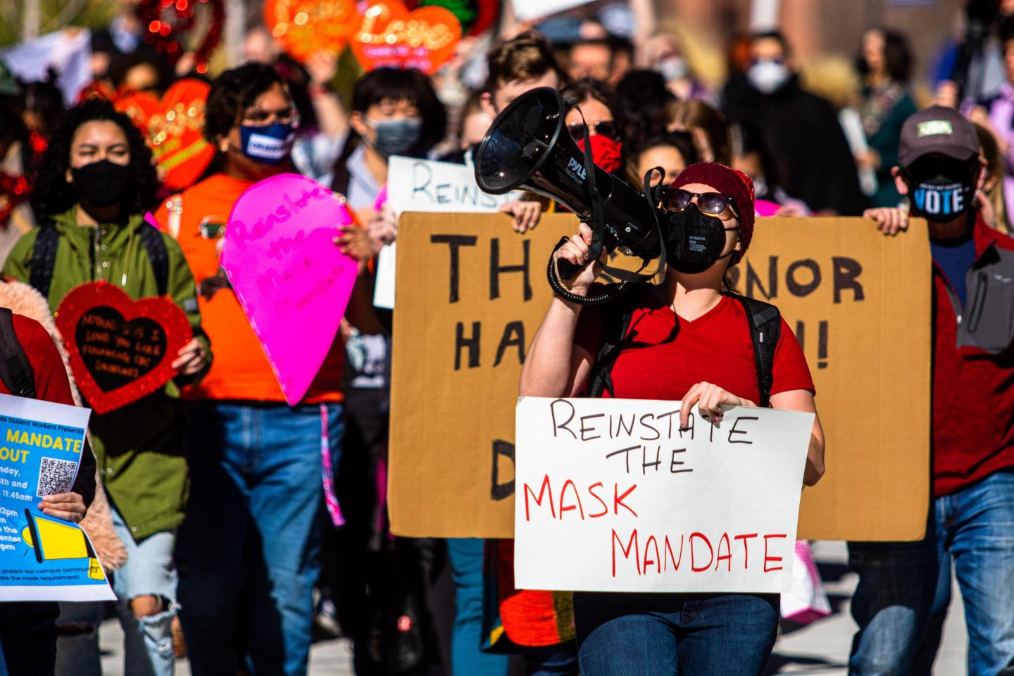 Pro mask protestors in Nevada