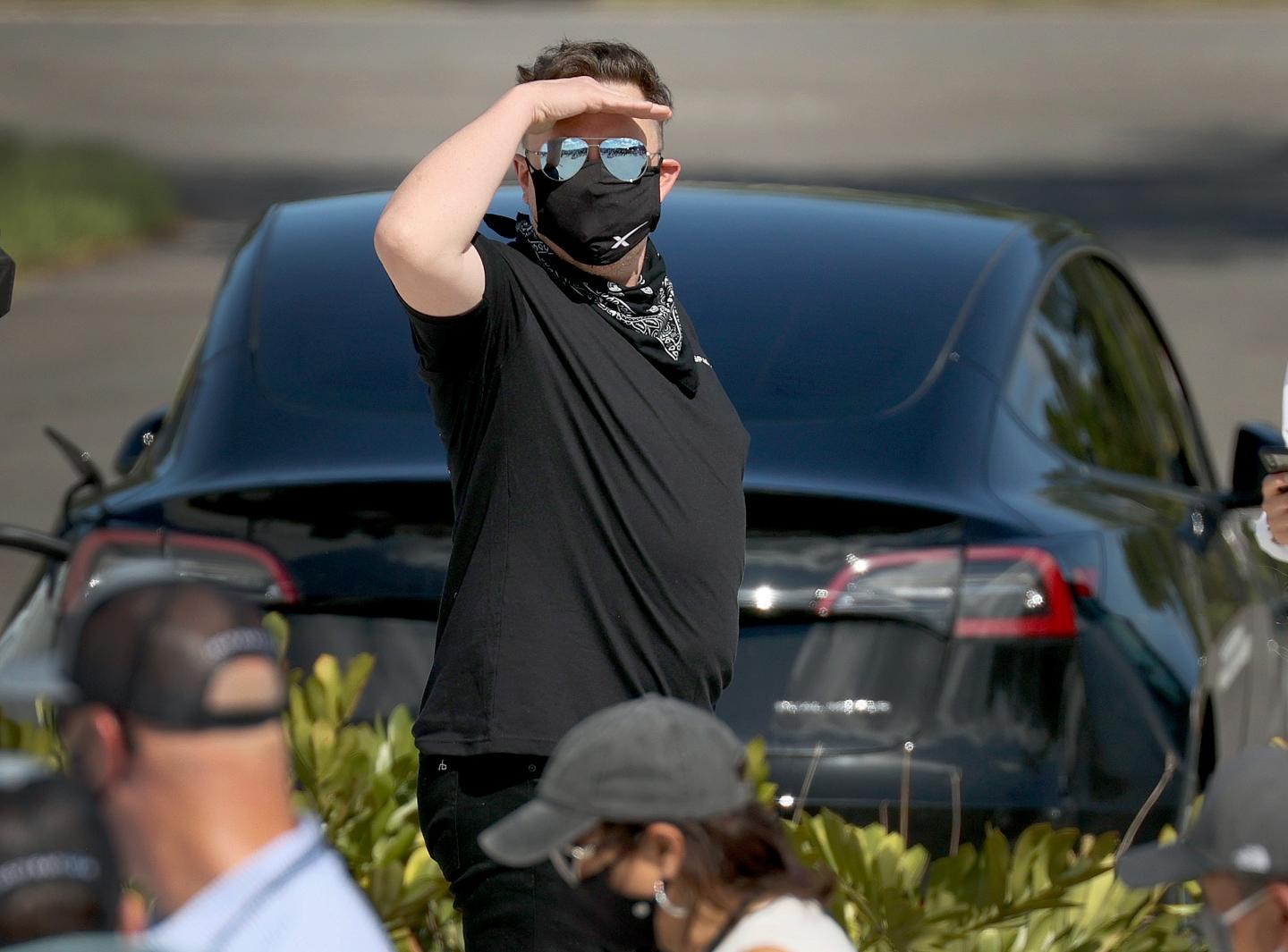 Elon Musk hits out at the media’s ‘relentless hatestream’ of bad news in a week of setbacks for Tesla