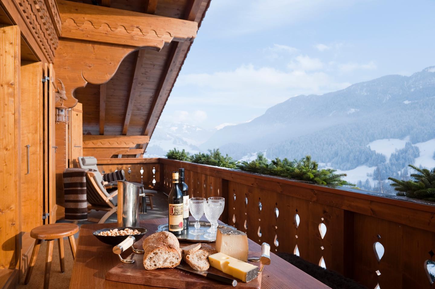 The best gear for your après-ski sessions