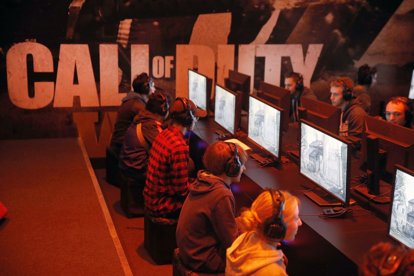 people playing the Call of Duty video game