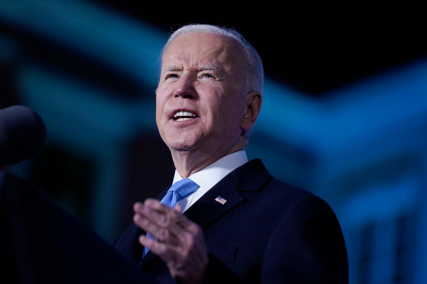 Biden budget seeks minimum tax on households worth $100 million