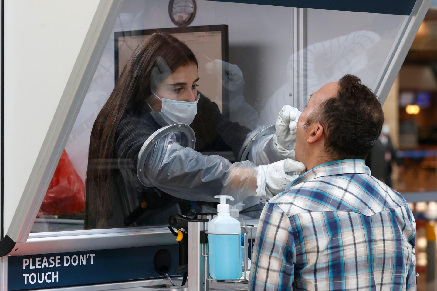 Israel airport COVID testing