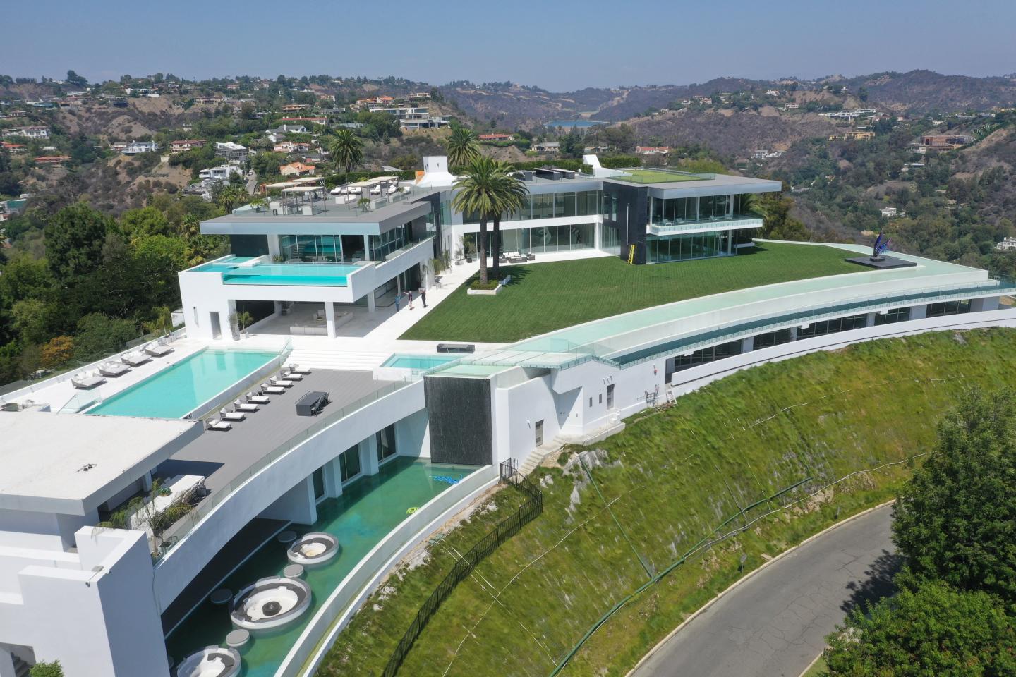 Bel Air mega-mansion ‘The One’ sold for massive $154 million discount