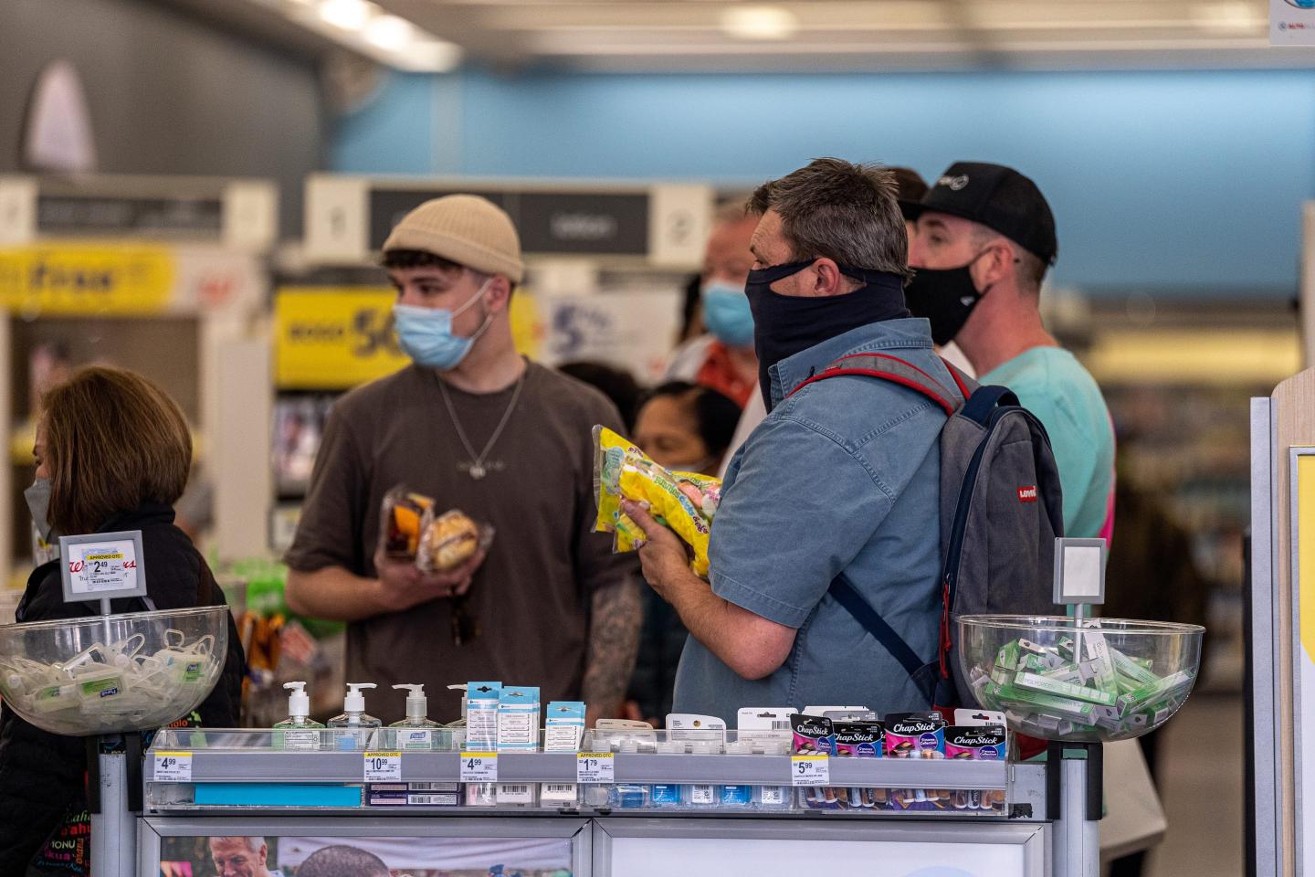 Pandemic, oil prices, and war: Here’s when inflation will drop