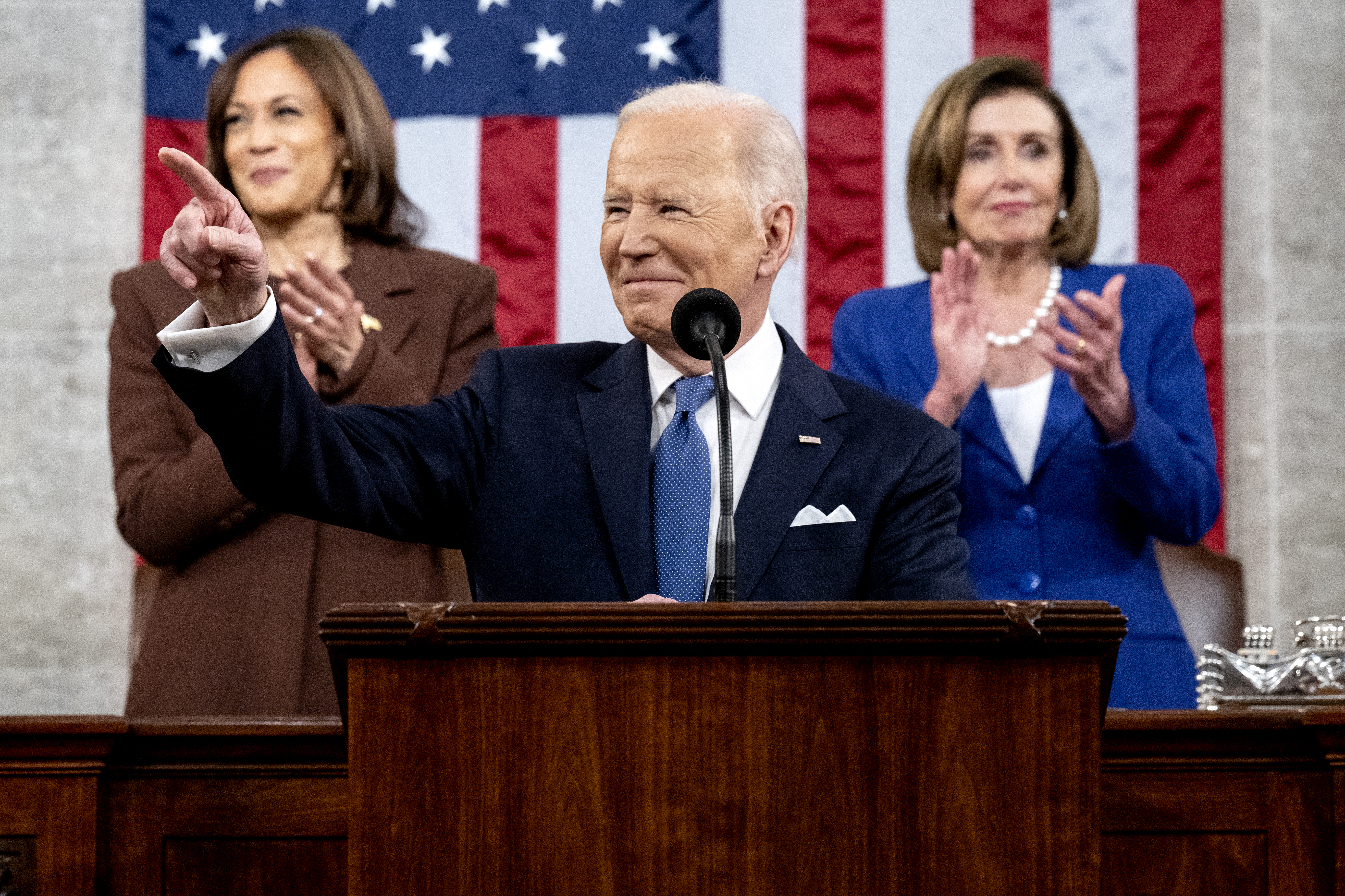 WASHINGTON, DC - MARCH 01: US President Joe Biden delivers the State of the Union address as U.S. Vice President Kamala Harris (L) and House Speaker Nancy Pelosi (D-CA) look on during a joint session of Congress in the U.S. Capitol House Chamber on March 1, 2022 in Washington, DC. During his first State of the Union address, President Joe Biden spoke on his administration’s efforts to lead a global response to the Russian invasion of Ukraine, work to curb inflation, and bring the country out of the COVID-19 pandemic.