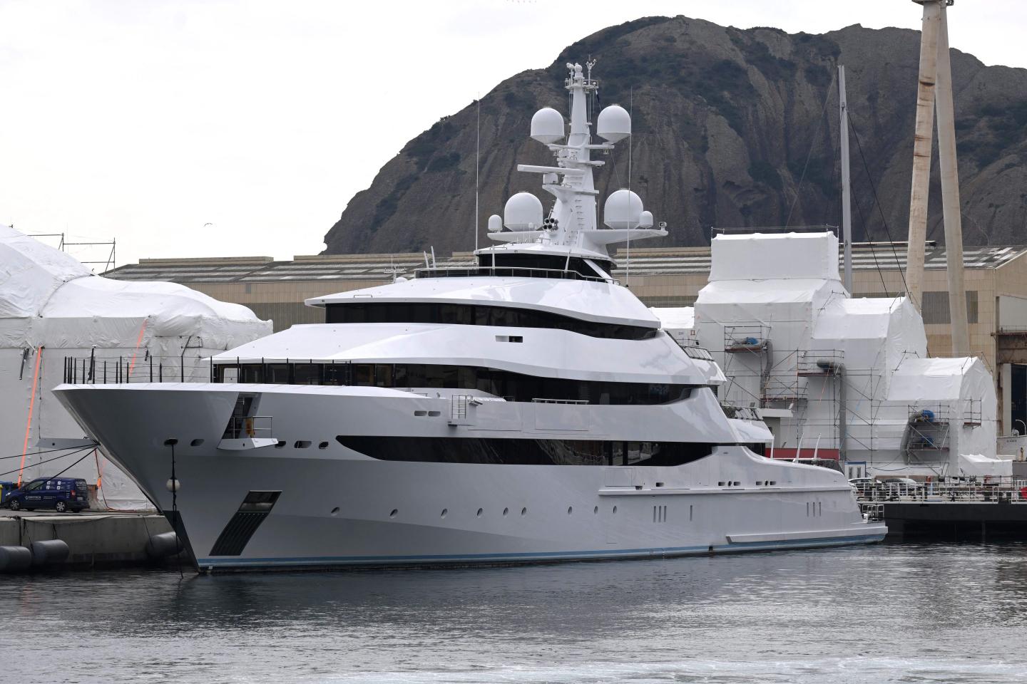 France just seized a $120 million superyacht owned by the ‘Darth Vader’ oligarch of Putin’s Russia