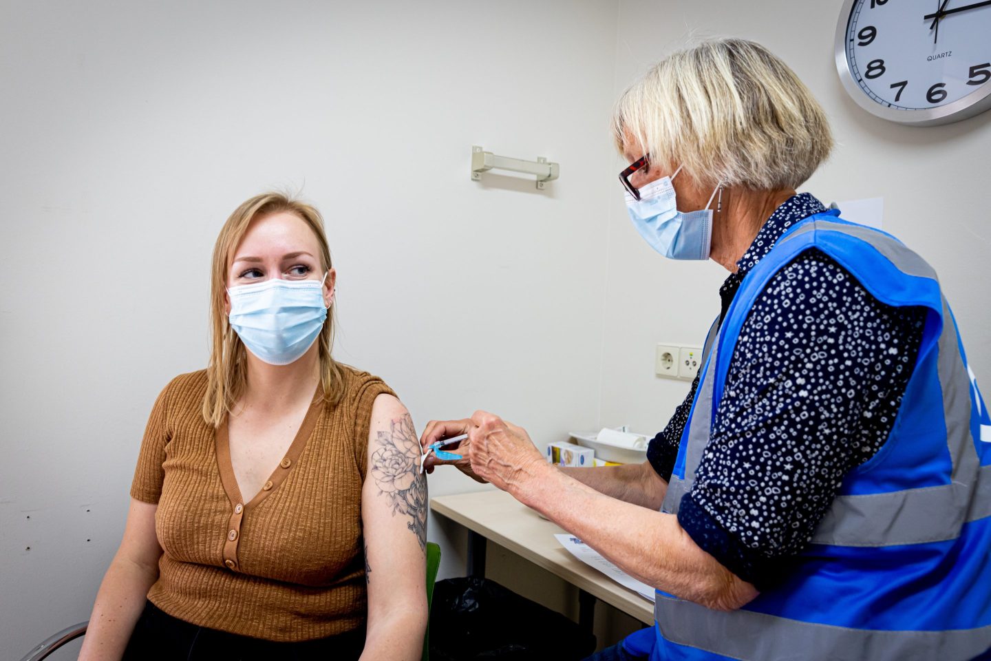 Vaccine Antibody treatment Evusheld