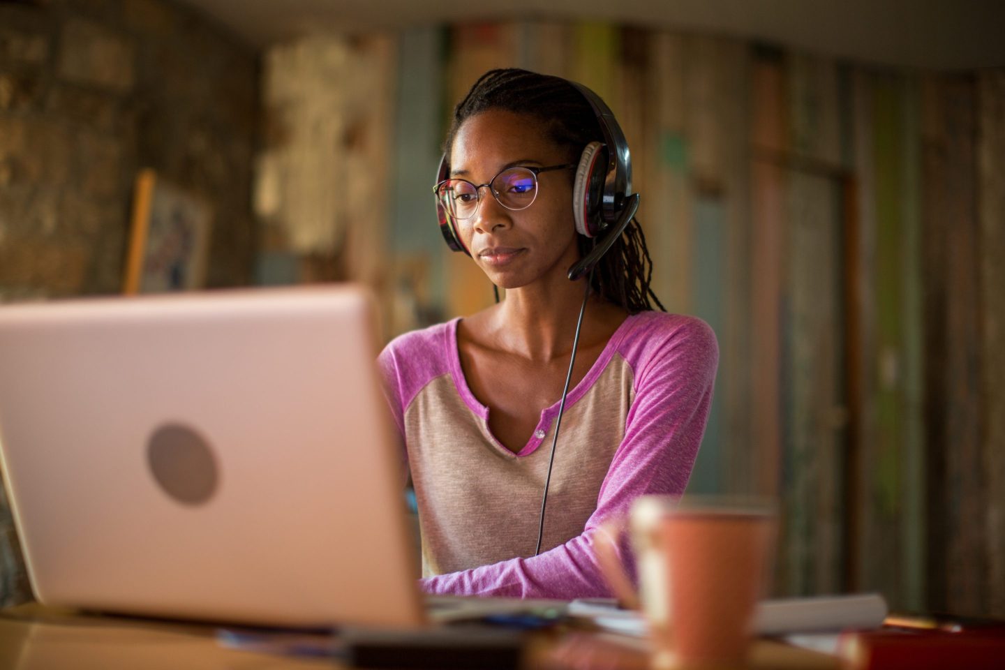 Black woman working on her computer