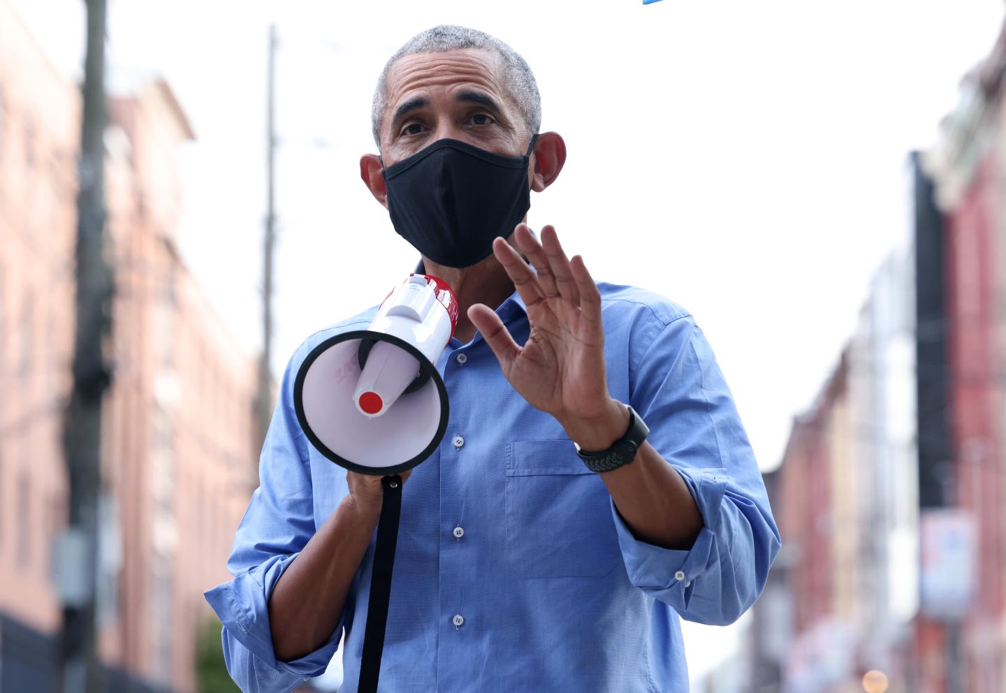 ‘I just tested positive for COVID,’ former U.S. President Barack Obama tweets