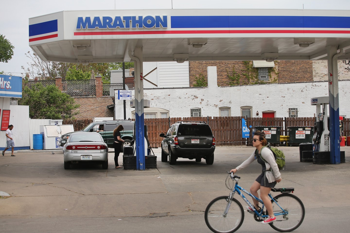 A gas station in Chicago.