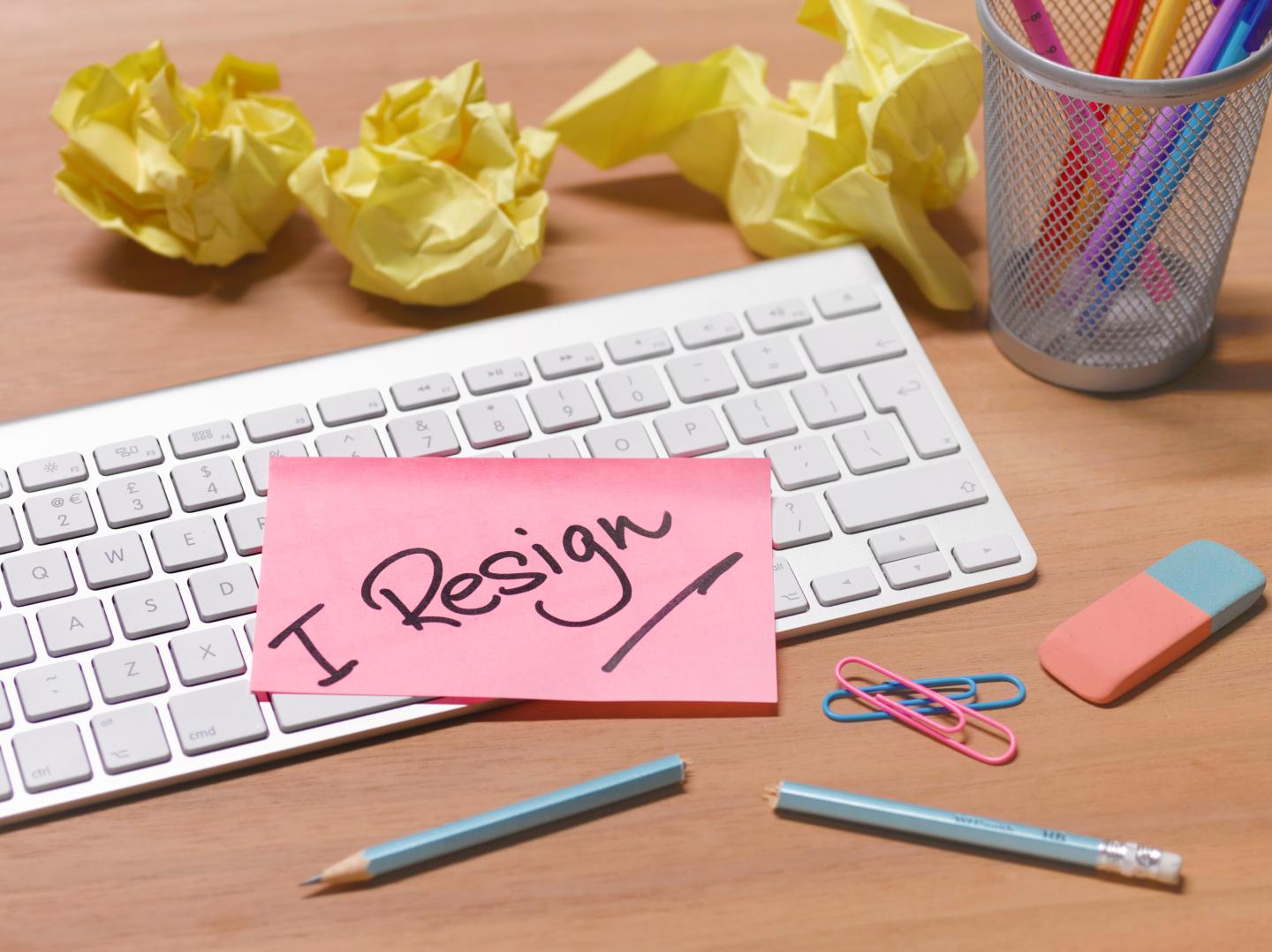 i resign message on abandoned office desk