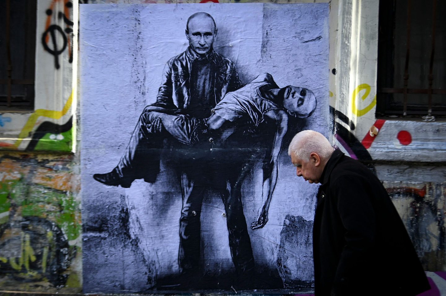 Graffiti of Vladimir Putin in Bulgaria.