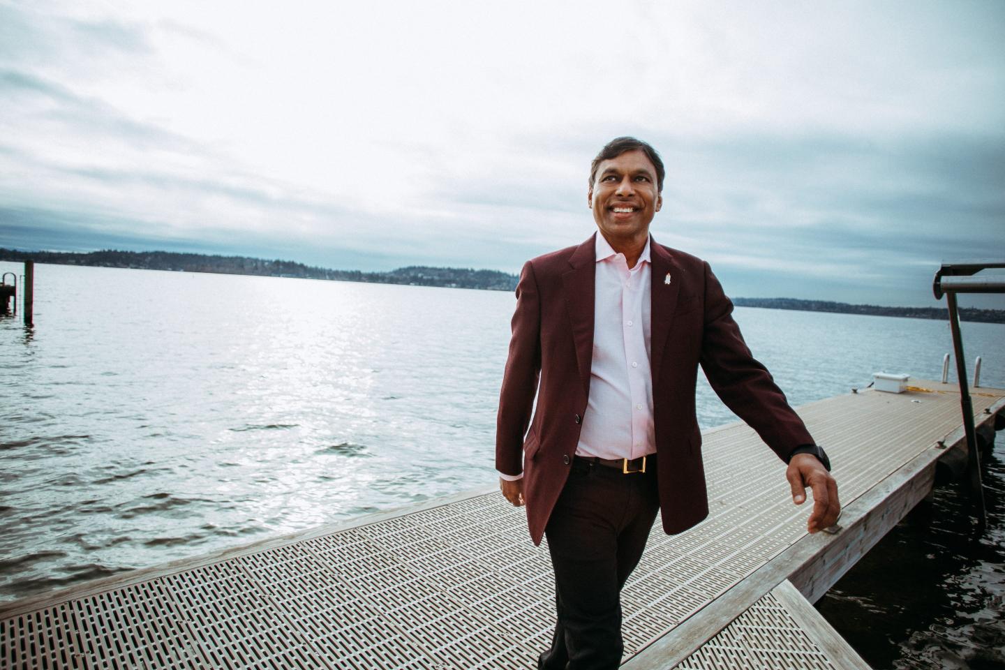 Naveen Jain, Indian American businessman