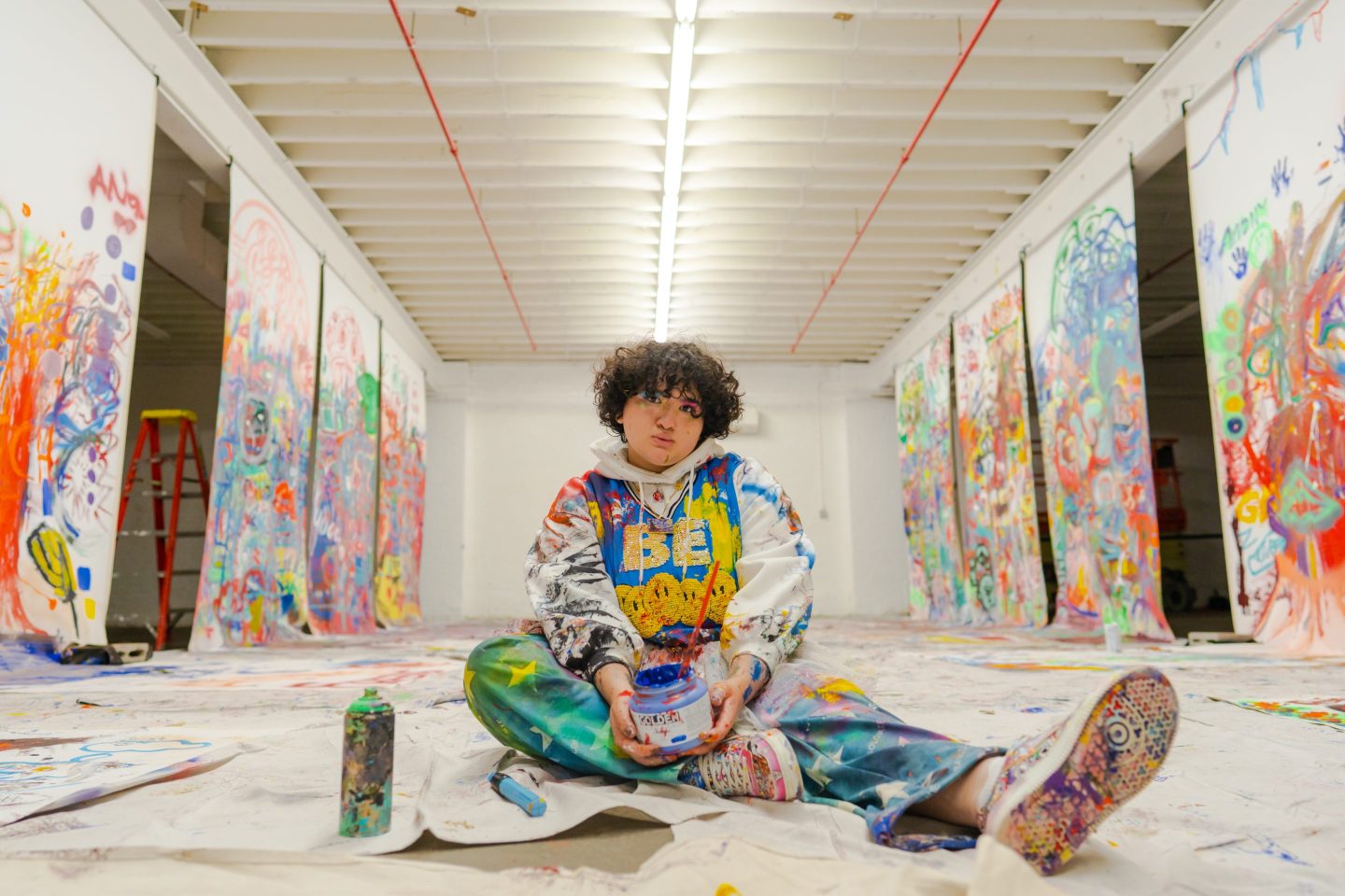 The NFT artist FEWOCiOUS at work