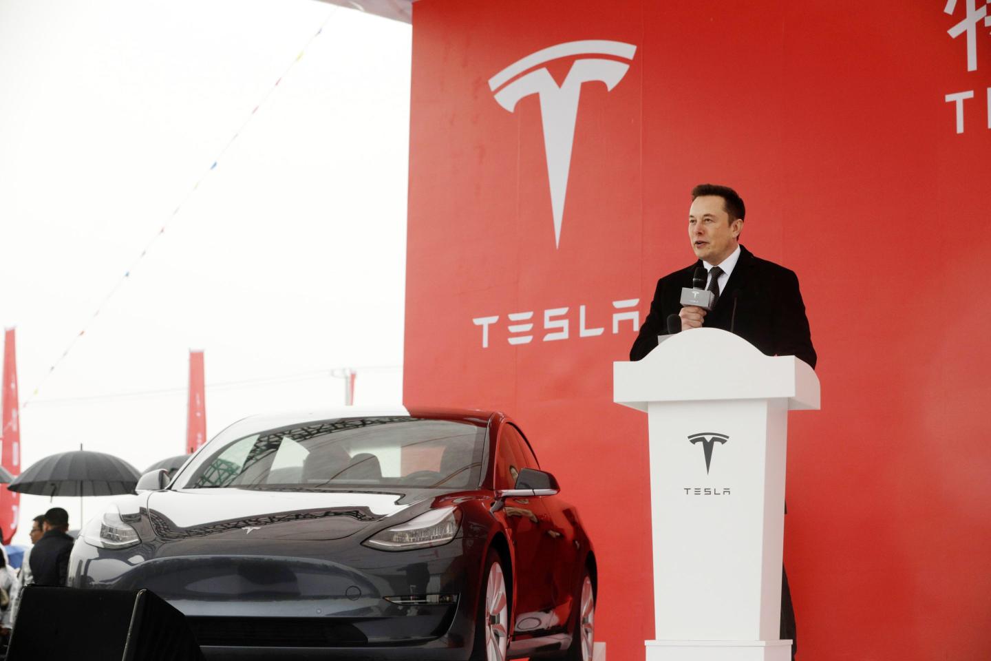 8,000 Tesla workers have returned to Shanghai factory amid COVID outbreak