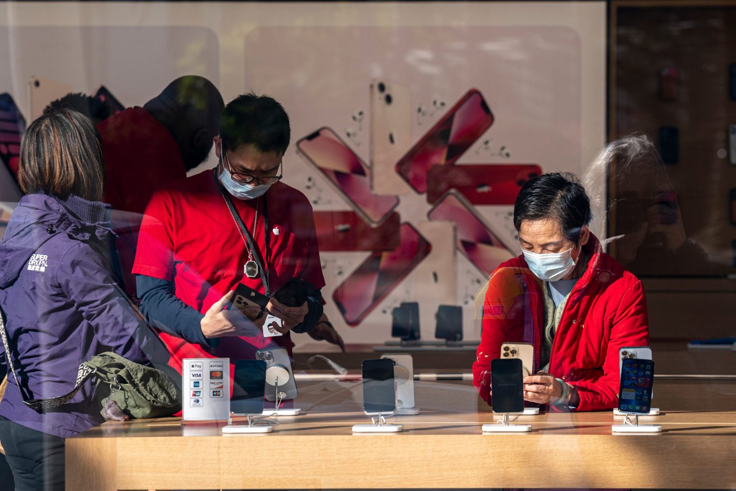 Apple store employees