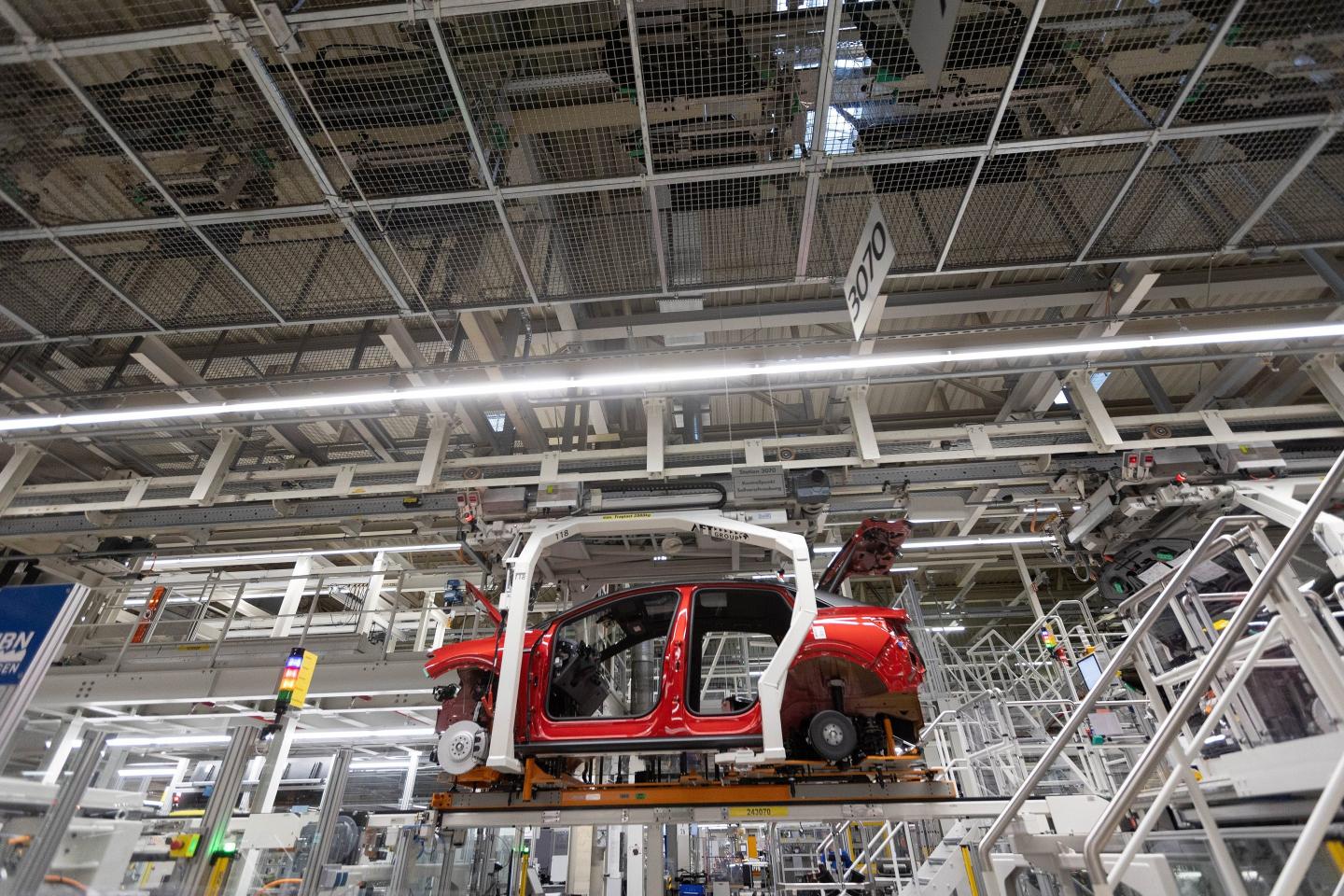 Battery prices are soaring. So why are electric vehicles doing record sales?