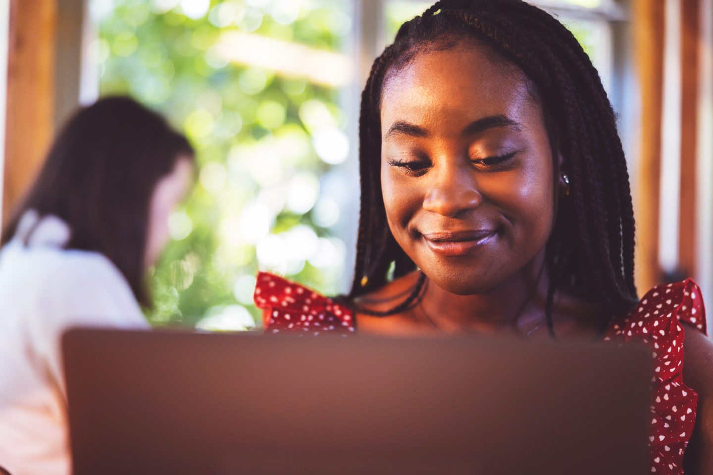 Girl studying at a cafe
