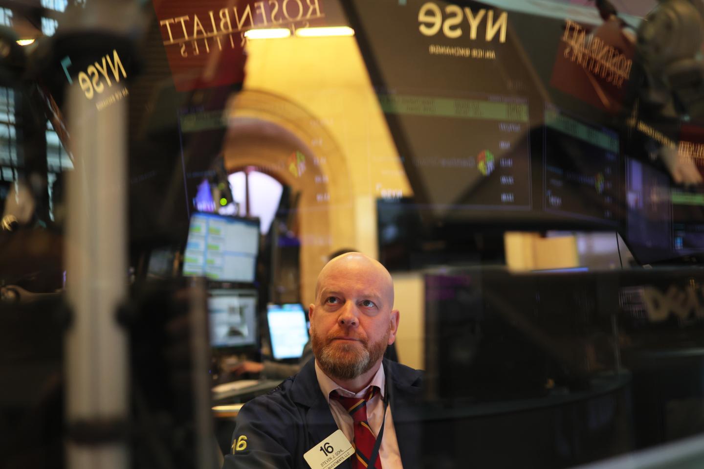 Wall Street expects profits to soar but stocks to flop as Q1 corporate earnings season begins