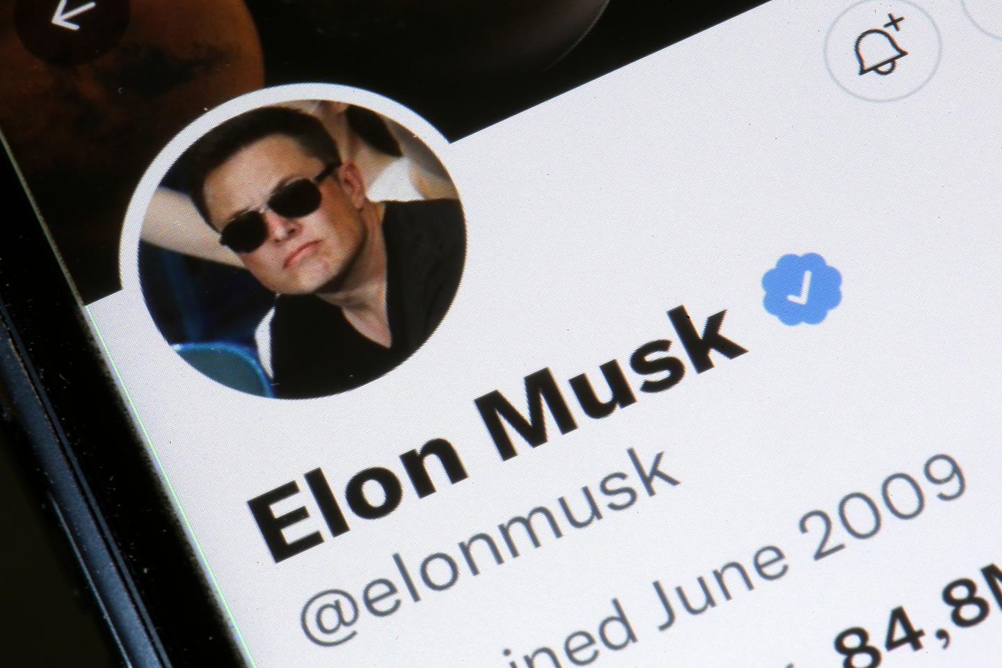 Red ink, inflated user count, and a shelved outlook: Did Elon Musk bite off more than he can chew with Twitter?