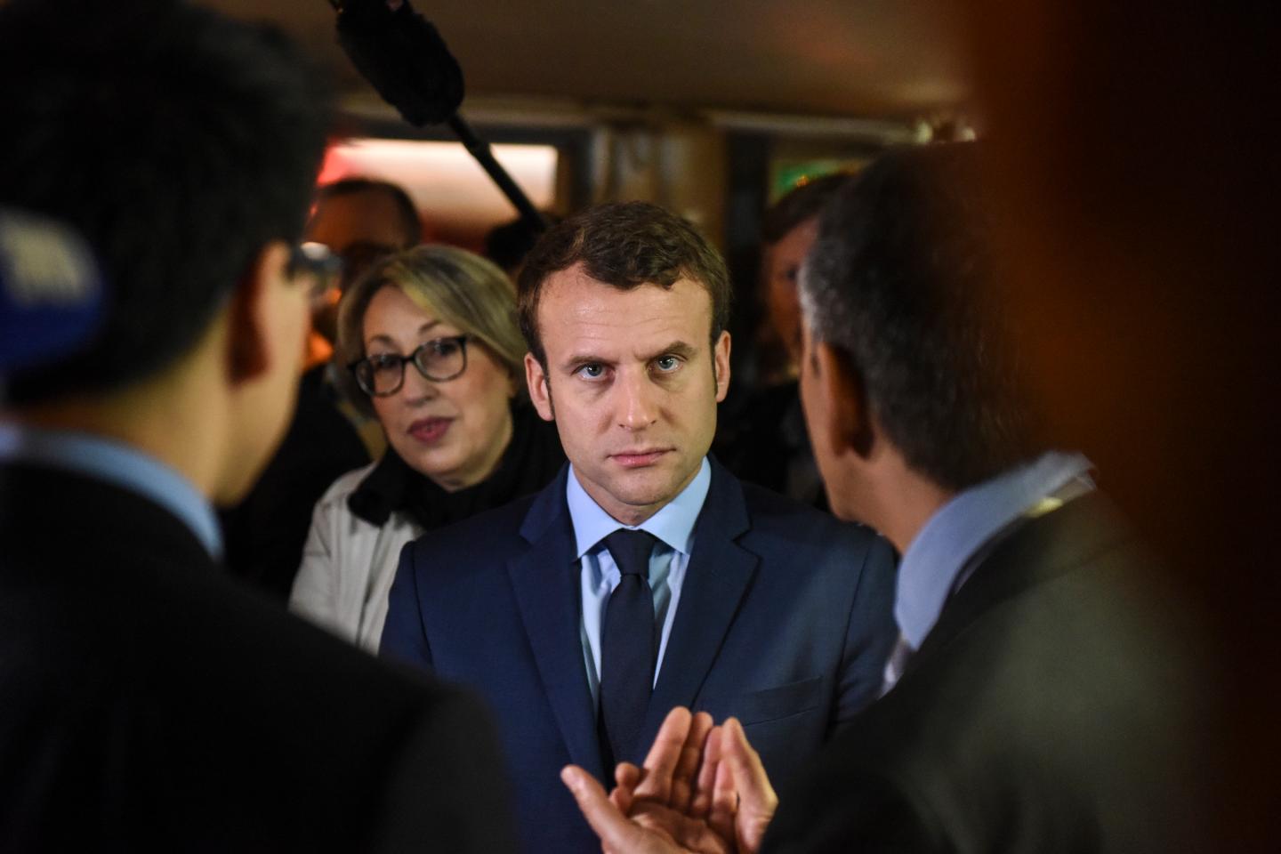 Macron leads Le Pen 55.5%-44.5% in Ipsos election runoff poll