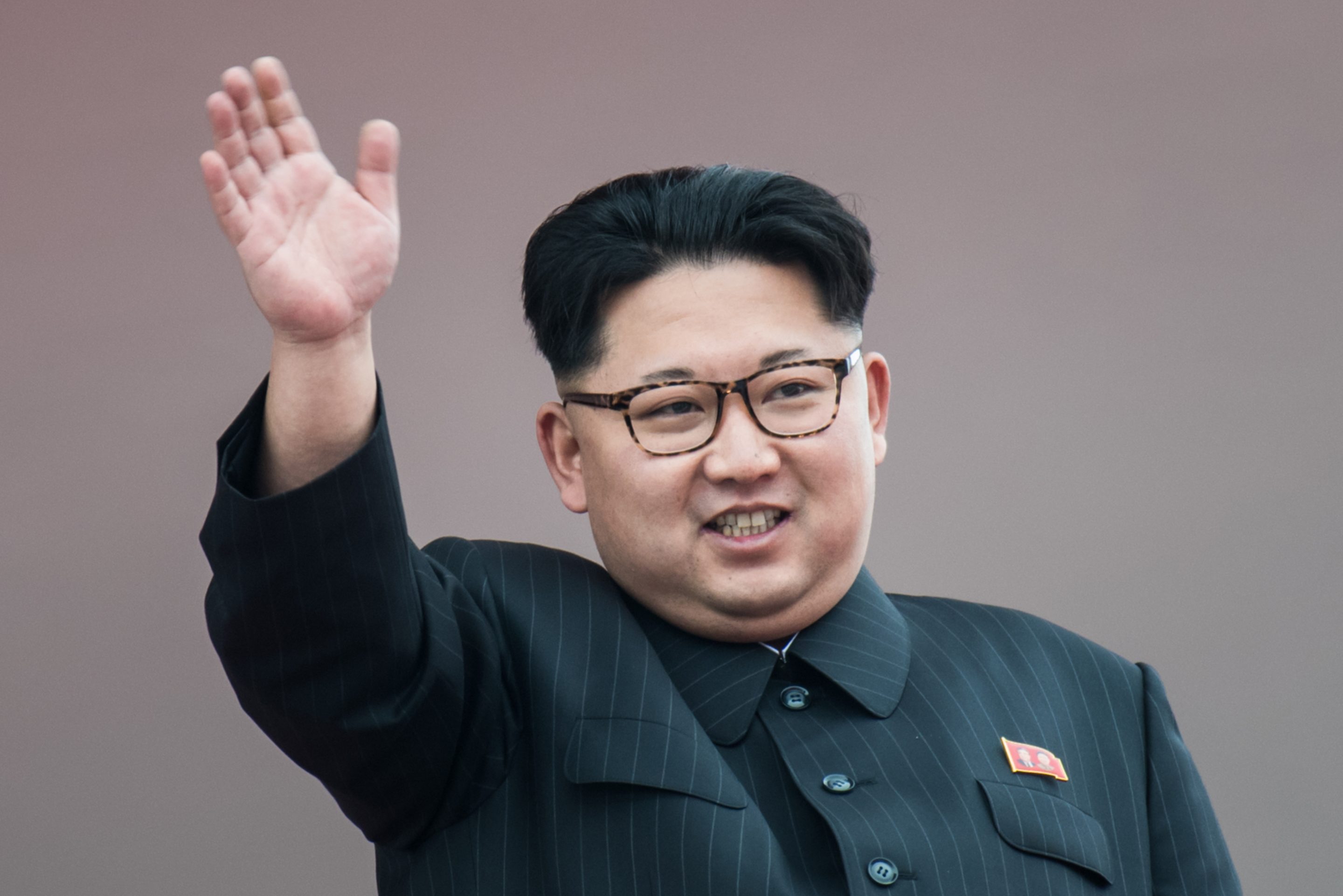 Kim Jong-Un waving.