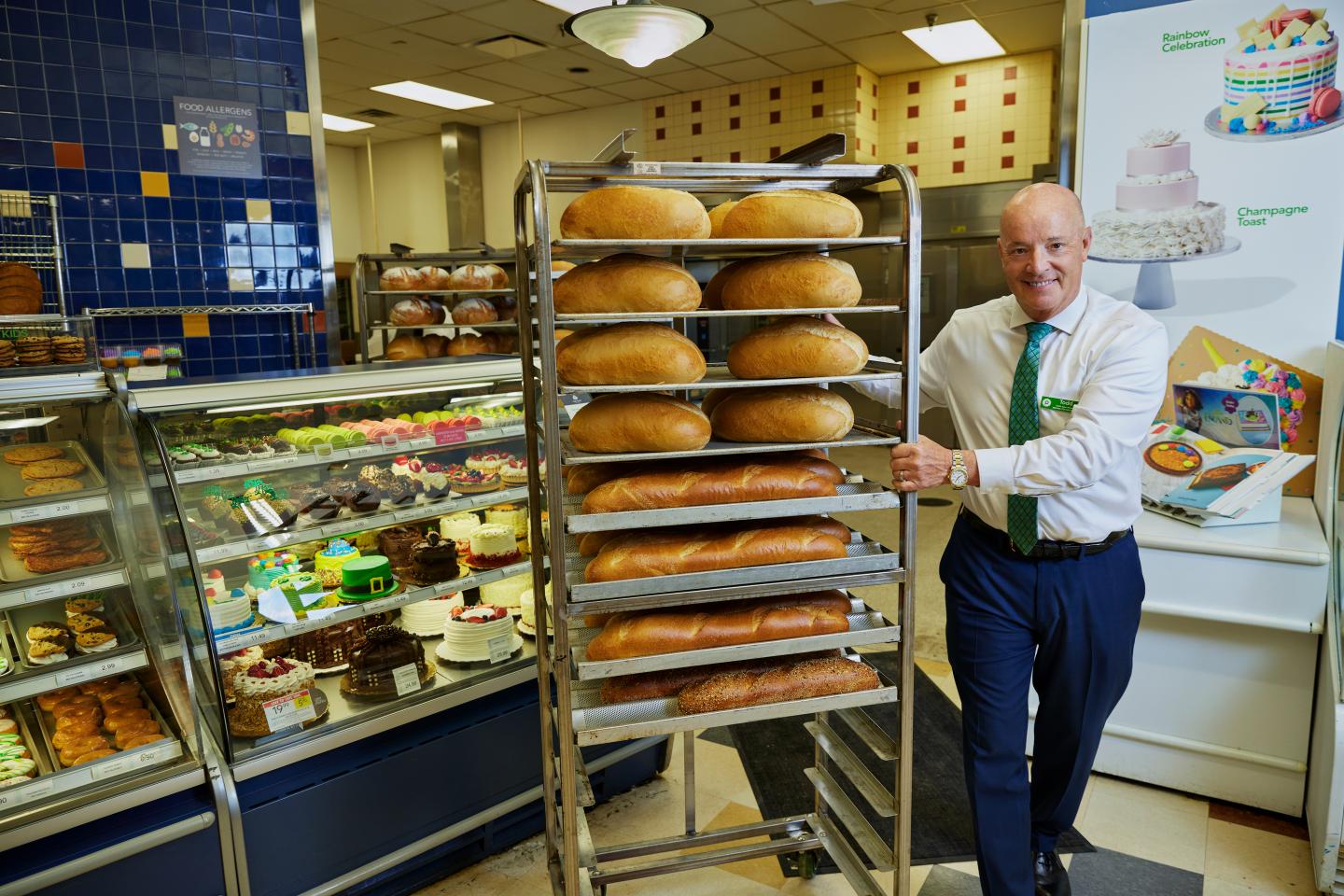 Shoppers are obsessed with Publix and Wegmans. Here’s what it’s really like to work there.
