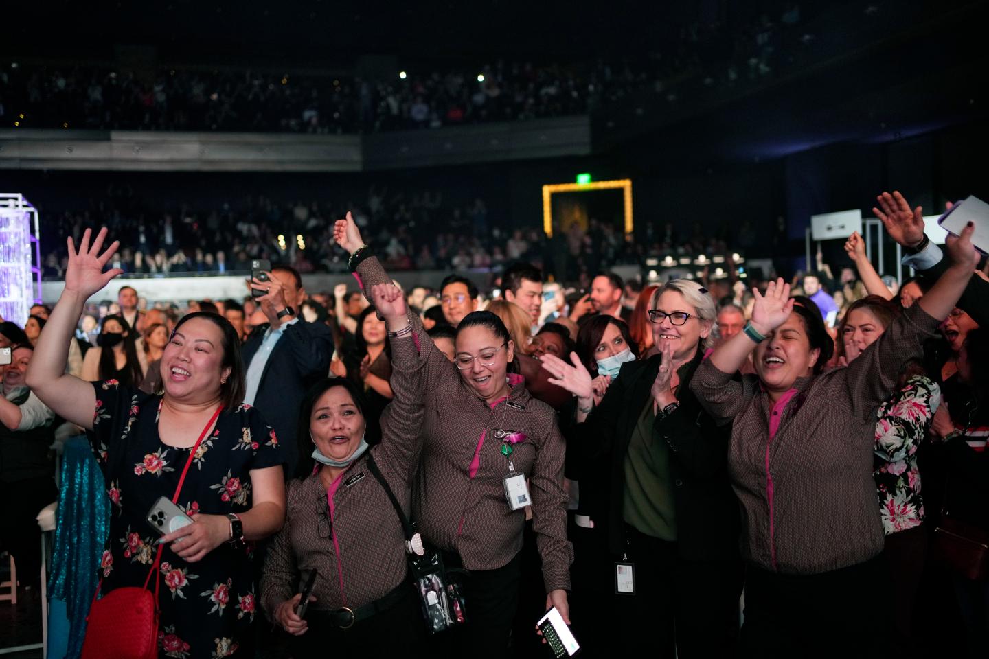 Top Las Vegas resort CEO dishes out $27 million staff package including surprise $5k bonuses to all workers—and a Hawaii vacation