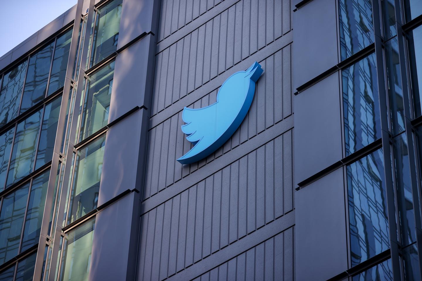 Elon Musk’s deal to buy Twitter diverges from Wall Street norms in 5 ways, according to an insider