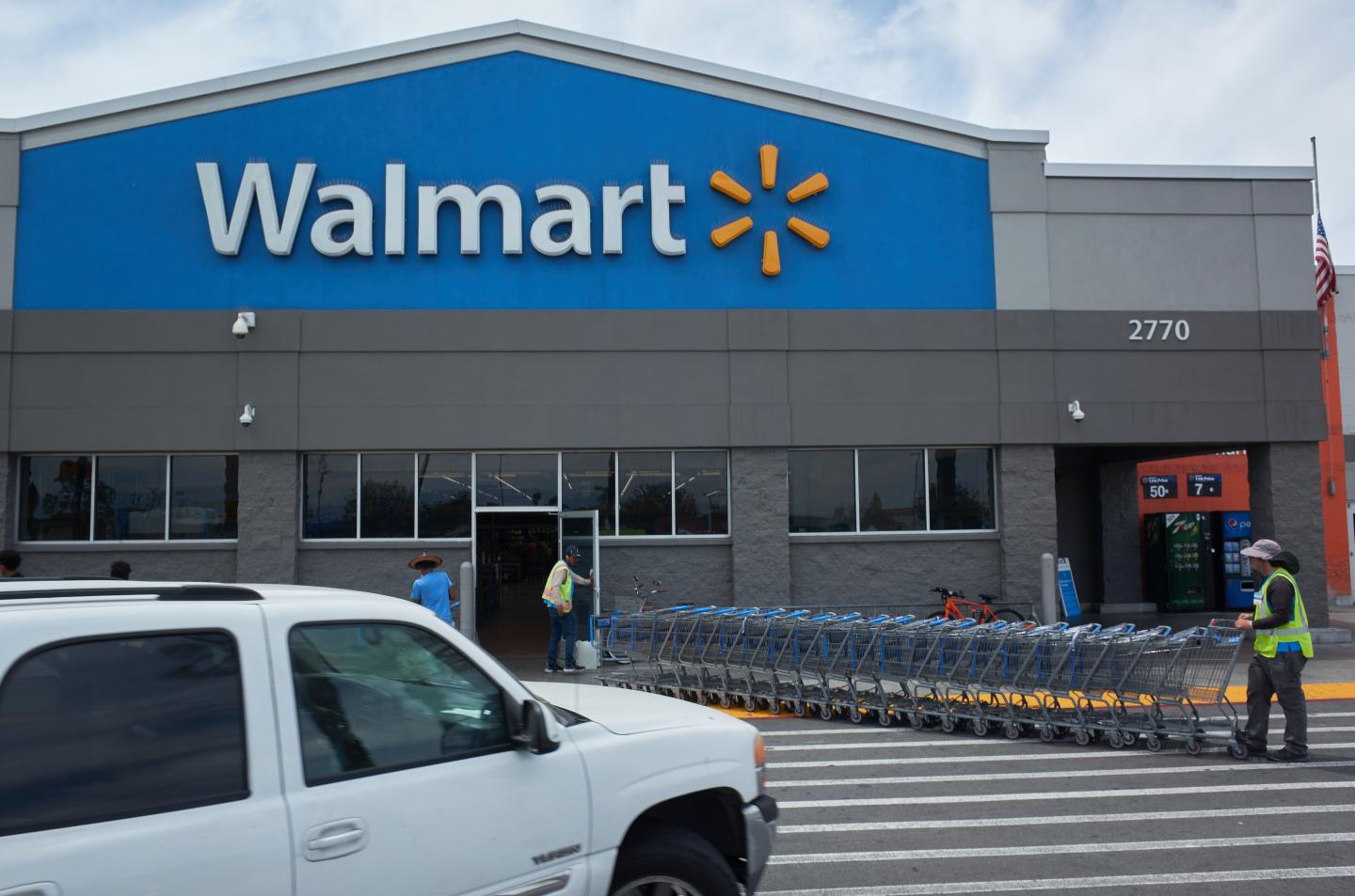 World’s richest family loses $19 billion on Walmart’s biggest one-day wipeout since 1987