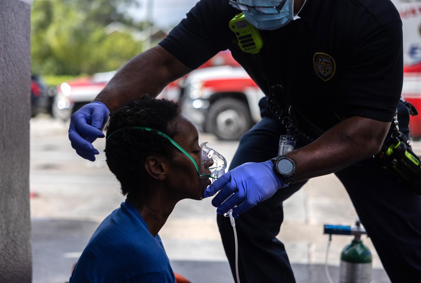 Total U.S. cases of COVID could more than double late this year, White House warns
