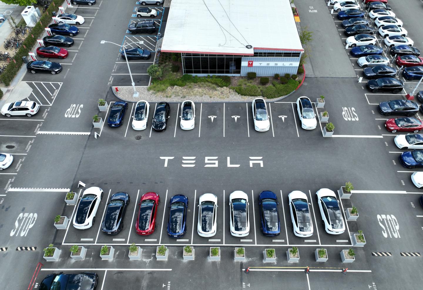 Tesla fails to move ‘rampant sexual harassment’ case from open court into closed-door arbitration