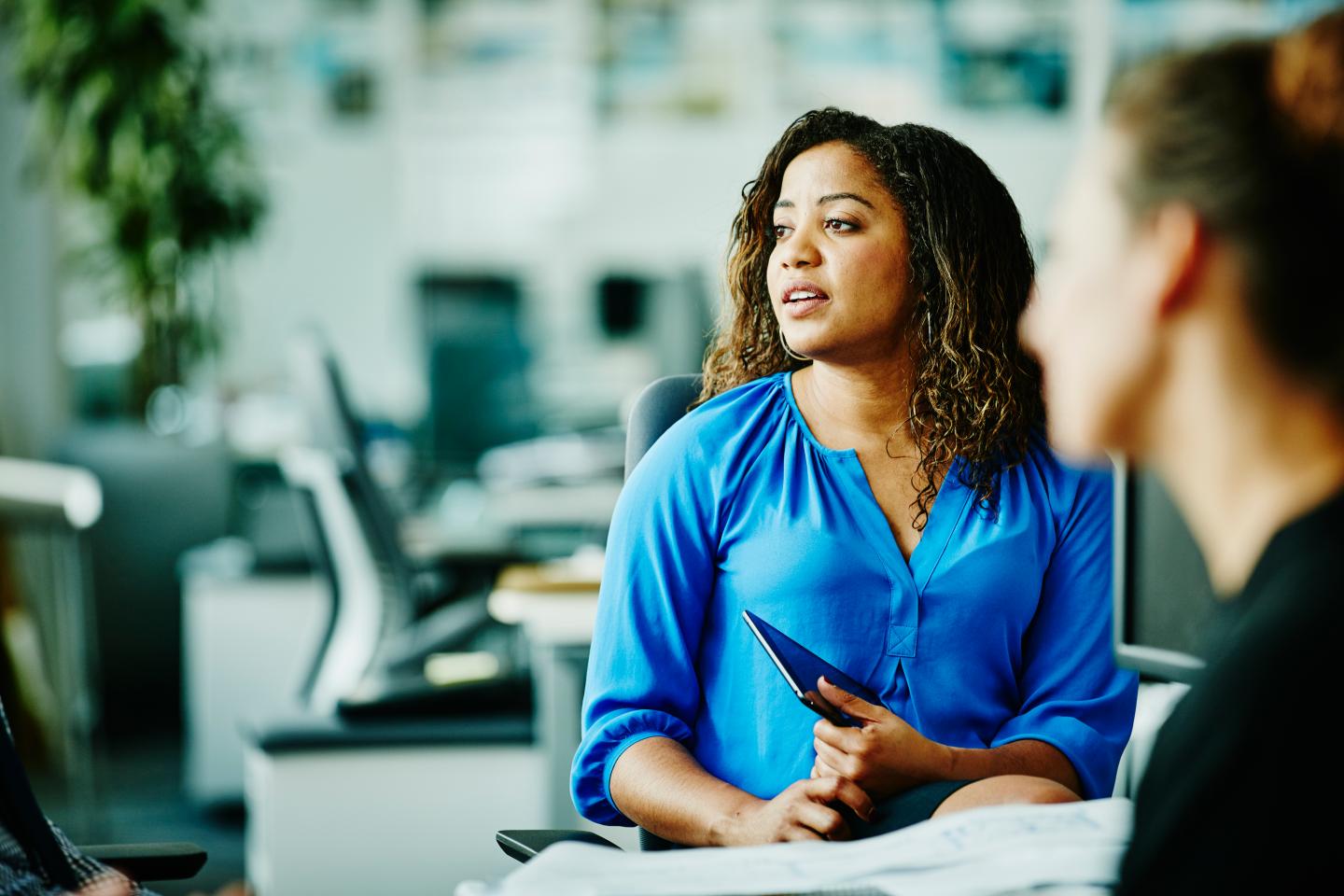 Climbing the corporate ladder yields greater emotional benefits for men than women, study shows