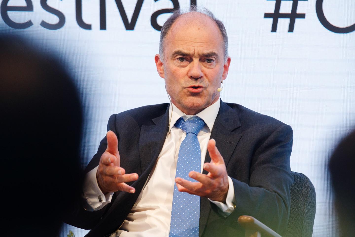 Rolls-Royce CEO responds to record inflation by giving 14,000 workers a bonus and pay raise: ‘We are living through exceptional times’