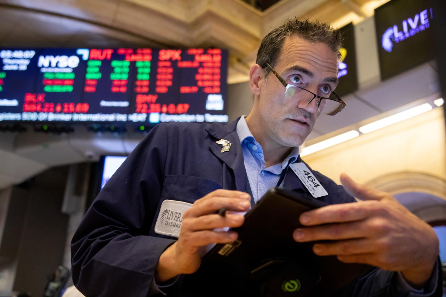 U.S. recession is more than a 50/50 possibility in 2022, Nomura says
