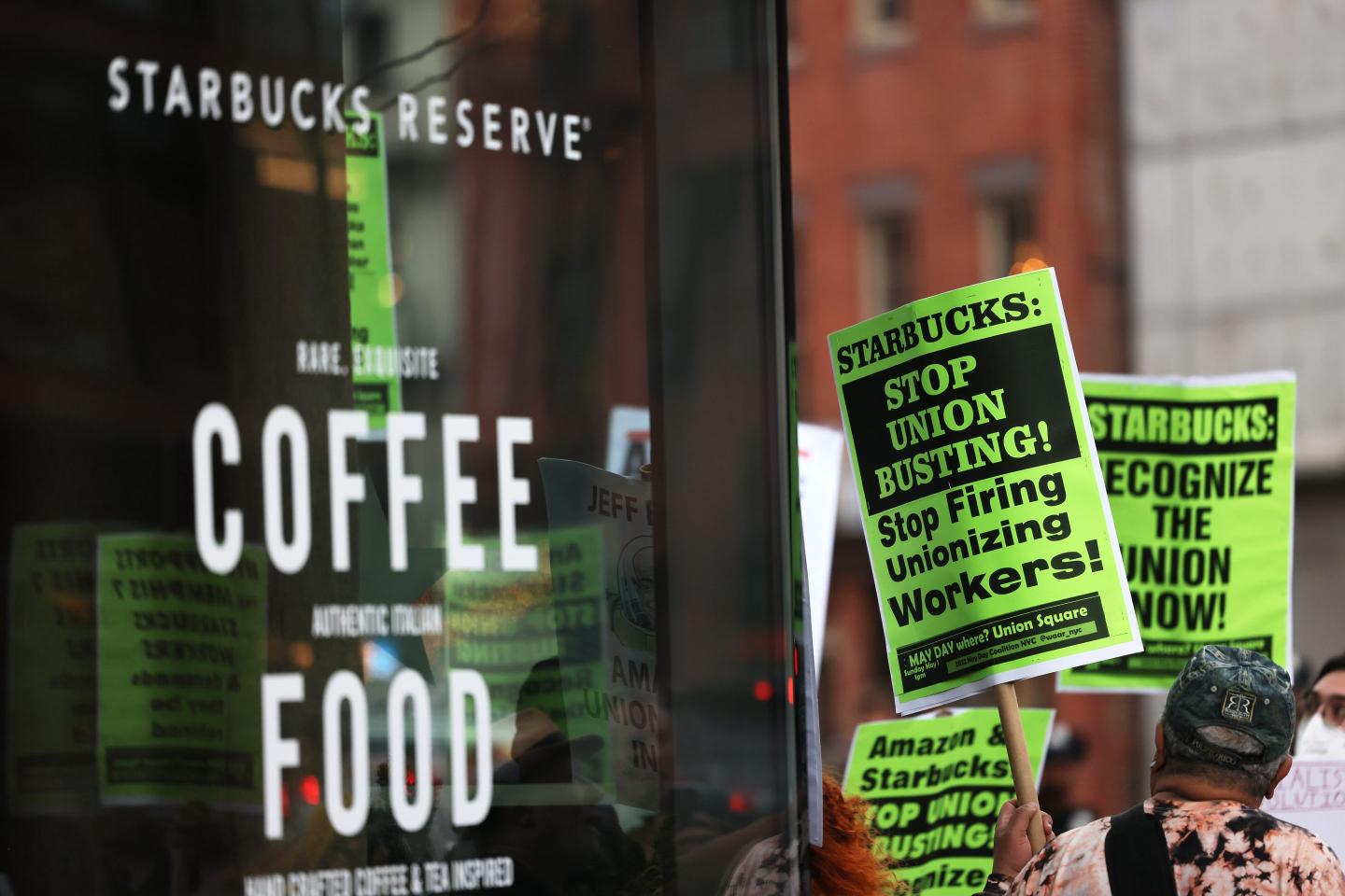 Starbucks illegally closing N.Y. cafe to retaliate, union claims