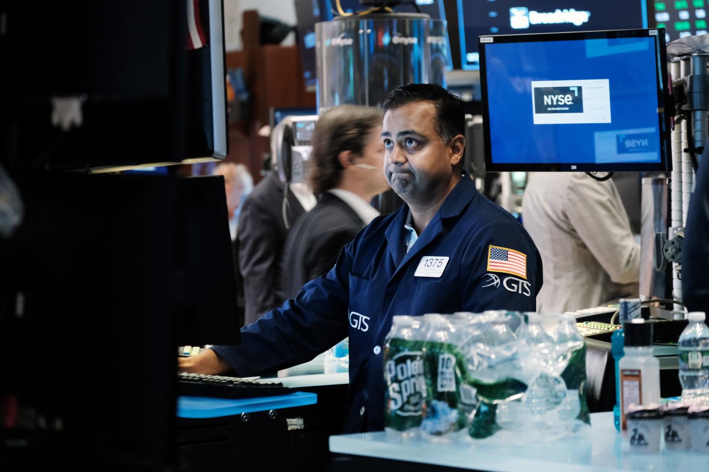 Dow drops 700 points as U.S. markets tumble with inflation surge sending jitters through Wall Street