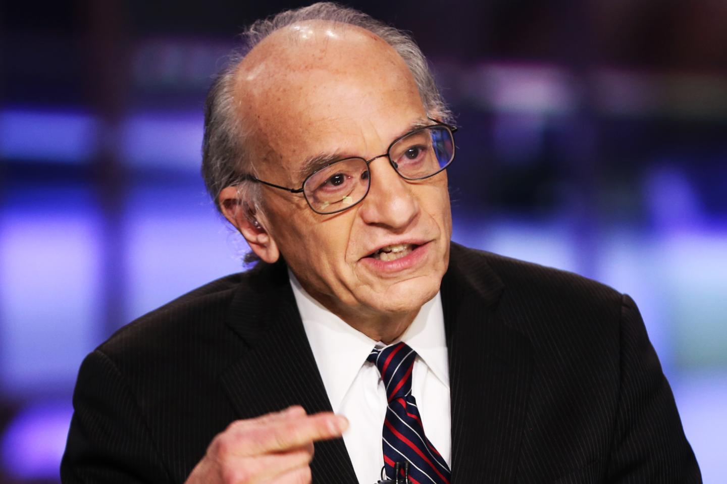 Jeremy Siegel speaks during an interview.