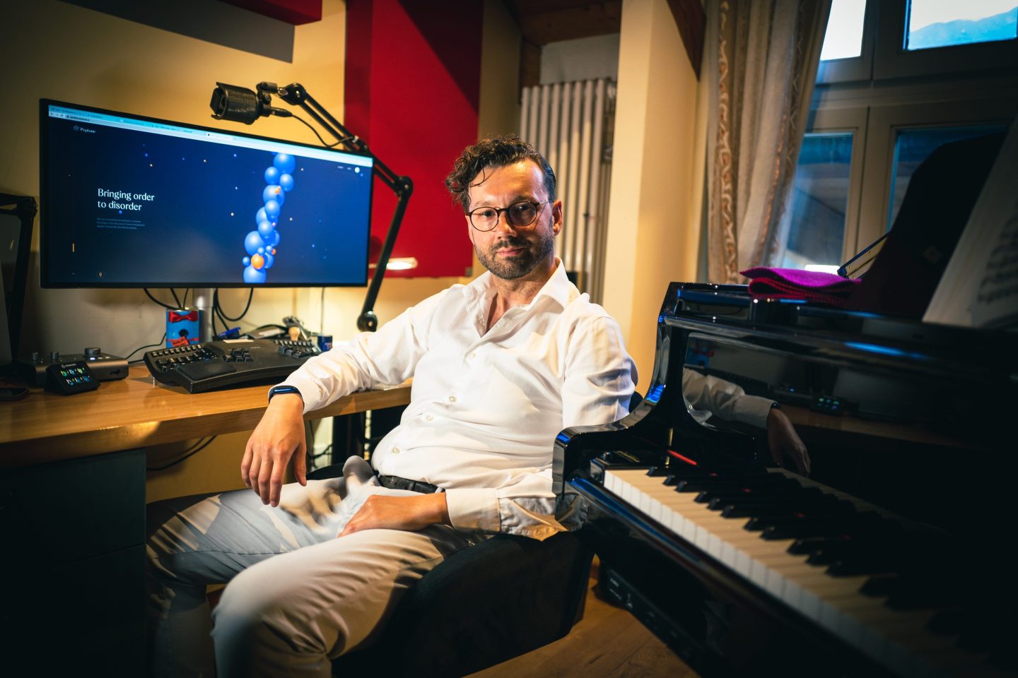 Portrait of Pepton Founder and CEO Kamil Tamiola