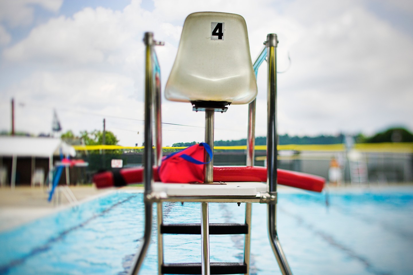 An empty lifeguard station