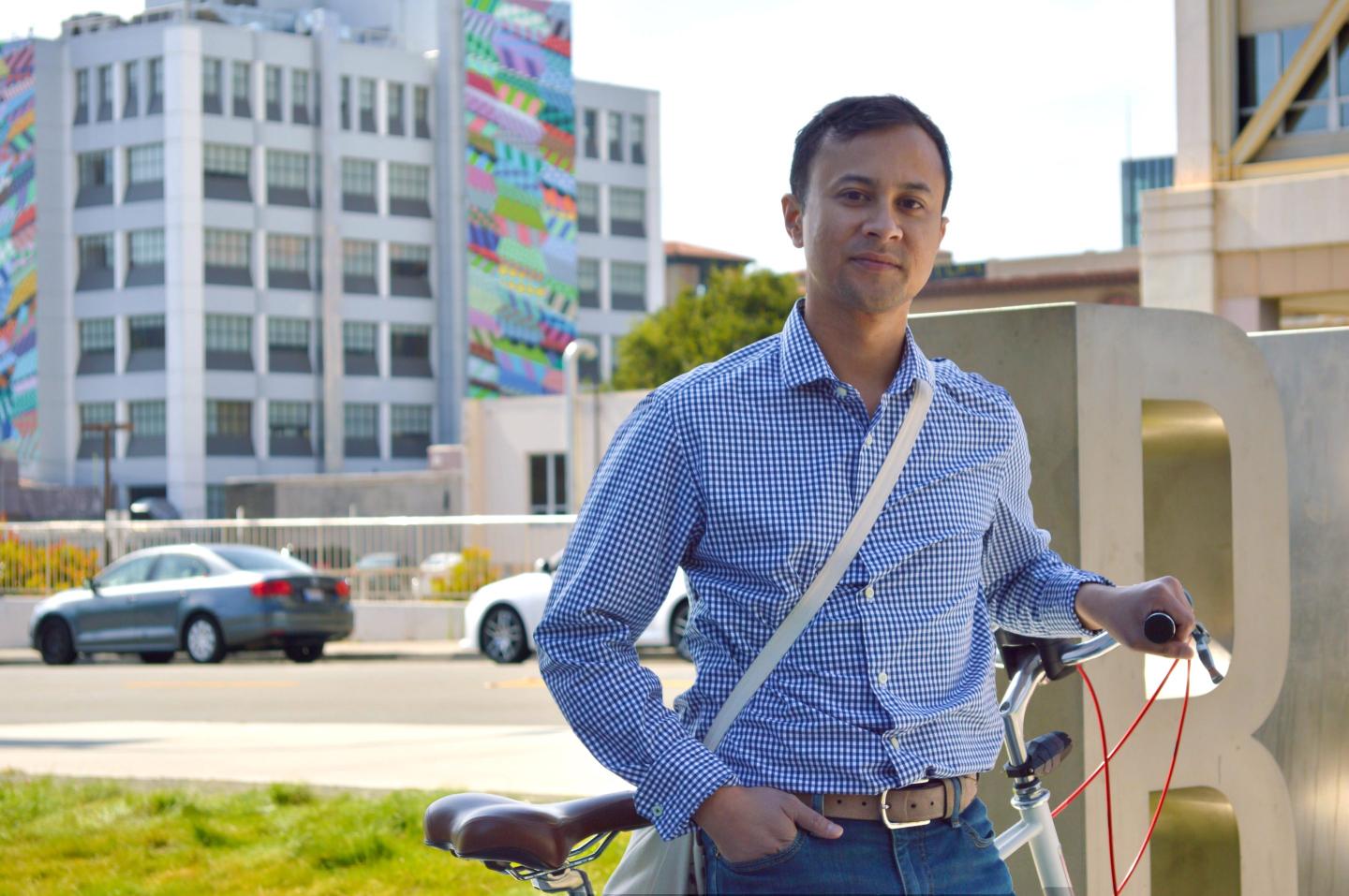 Meet a Bay Area millennial who had to drop out of his race for city council because he couldn’t afford a local apartment