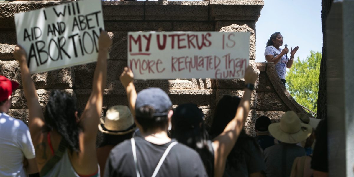 Texas Supreme Court blocks order that resumed abortions, causing ...