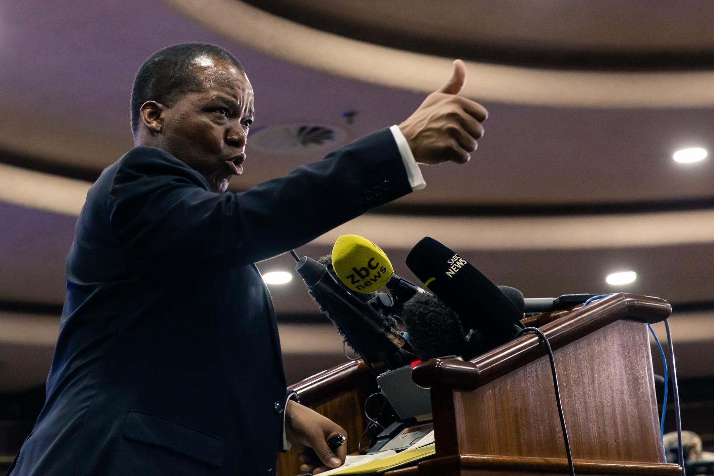 Zimbabwe Reserve Bank Governor John Mangudya