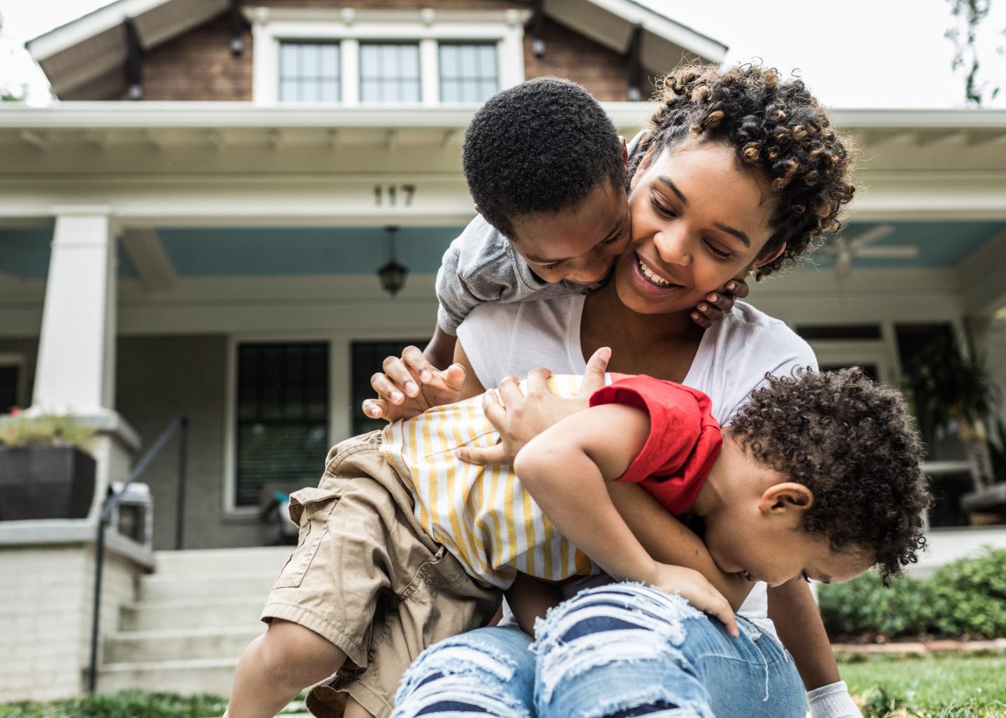 ‘The fates of cities could change much faster than we thought’: New report shows that families with young kids fled during the pandemic—working from home was a ‘significant factor’