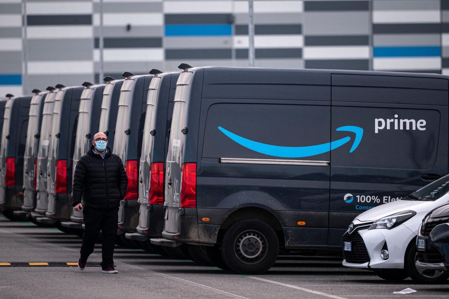 Amazon Prime truck