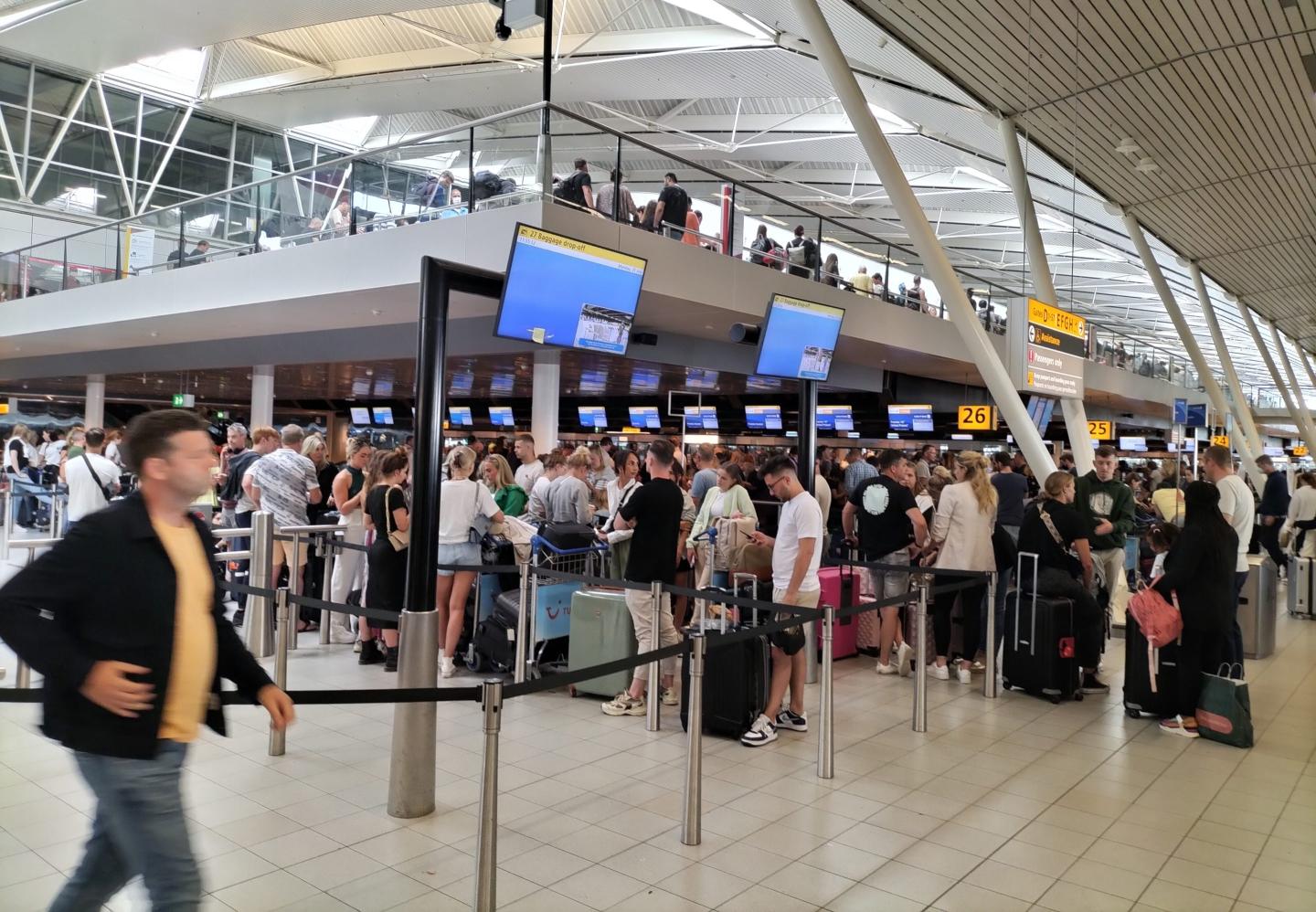 Amsterdam is tired of being Europe’s cheap flights hub