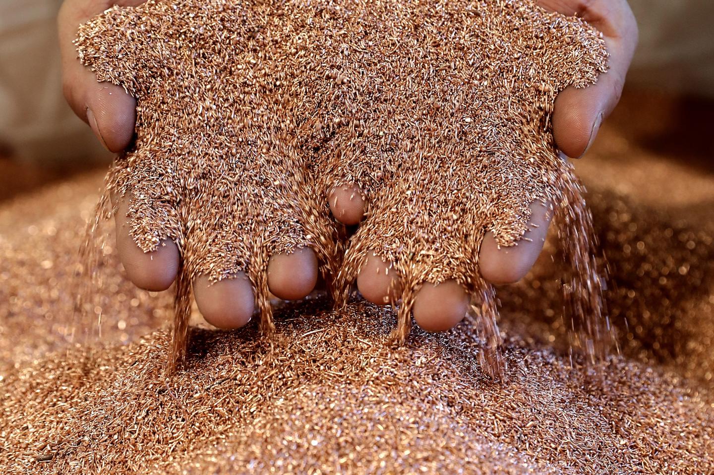 Copper price plunges to a 20-month low and  historic recession alarm bells are ringing