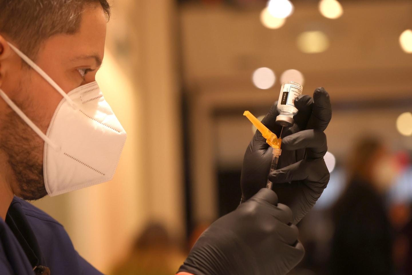 Moderna COVID-19 vaccine